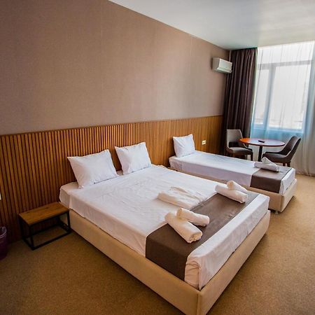 Polo Apartamento Batumi Exterior foto