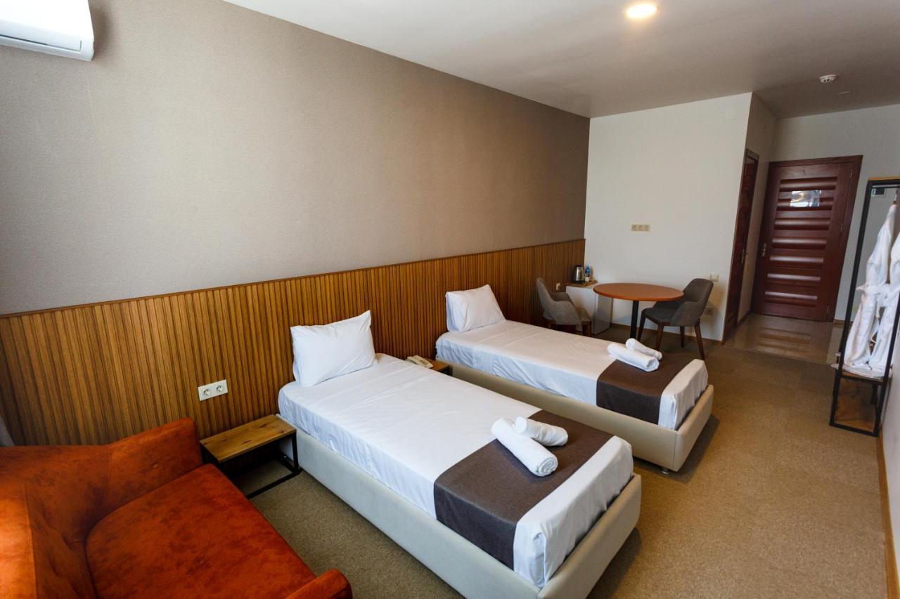 Polo Apartamento Batumi Exterior foto